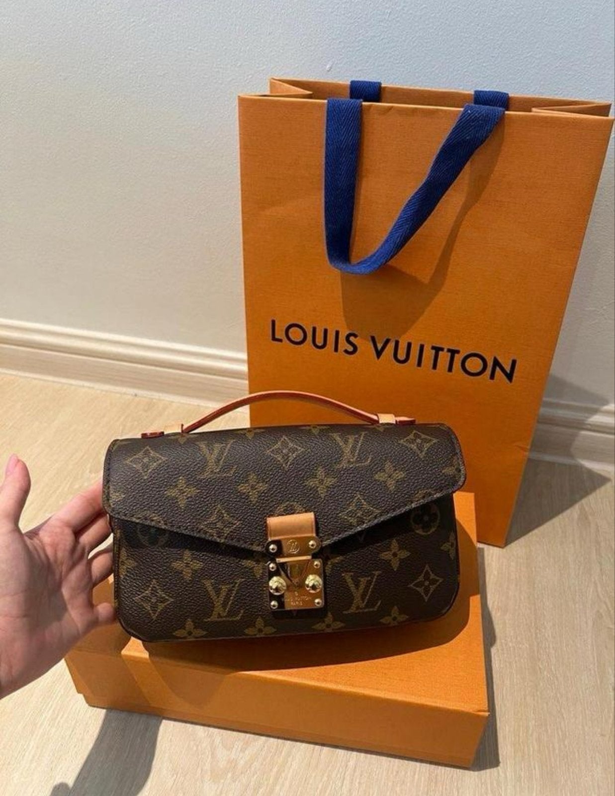 Louis Vuitton Pochette Metis East West tas Origineel, Ophalen of Verzenden, Zo goed als nieuw, Bruin, Schoudertasje
