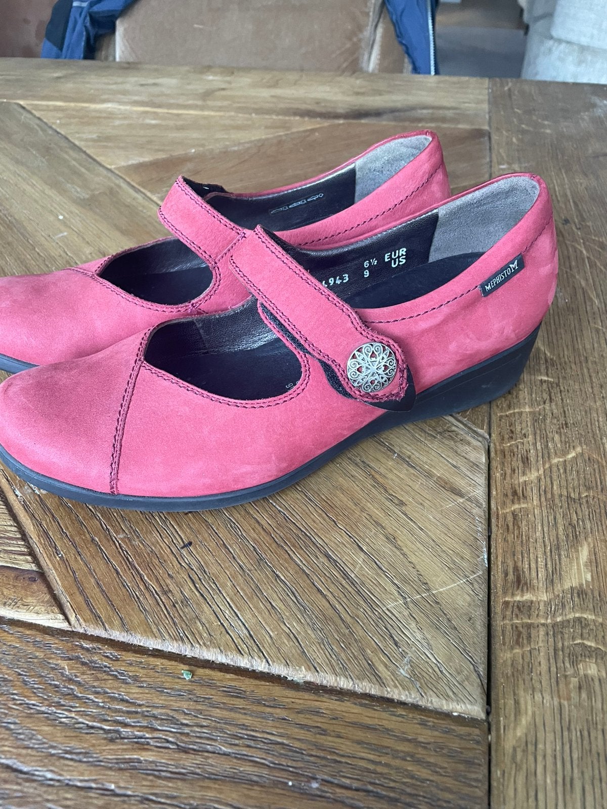 Nieuw staat, Mephisto mobils  dames schoenen maat41, Schoenen met lage hakken, Ophalen of Verzenden, Zo goed als nieuw, Rood