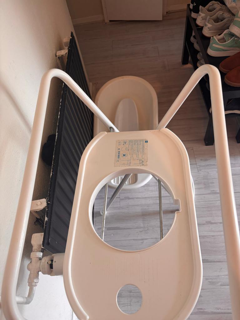 Baby bad met standaard en badzitje, Overige merken, Gebruikt, Ophalen of Verzenden, Badje