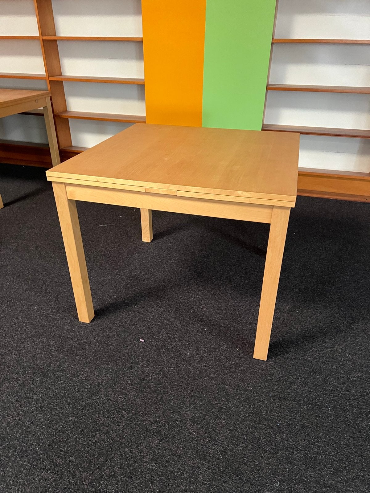 Uitschuifbare eettafel - Beukenhout look, Ophalen, Algemeen, 50 tot 100 cm, Zo goed als nieuw