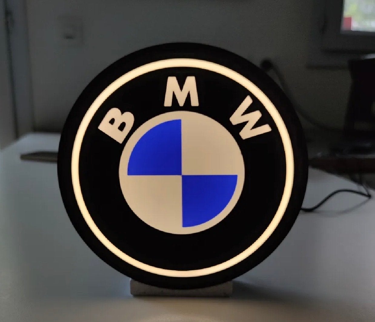BMW LED Logo Licht - Perfect voor de autoliefhebber, Verzenden, Zo goed als nieuw, Lichtbak of (neon) lamp