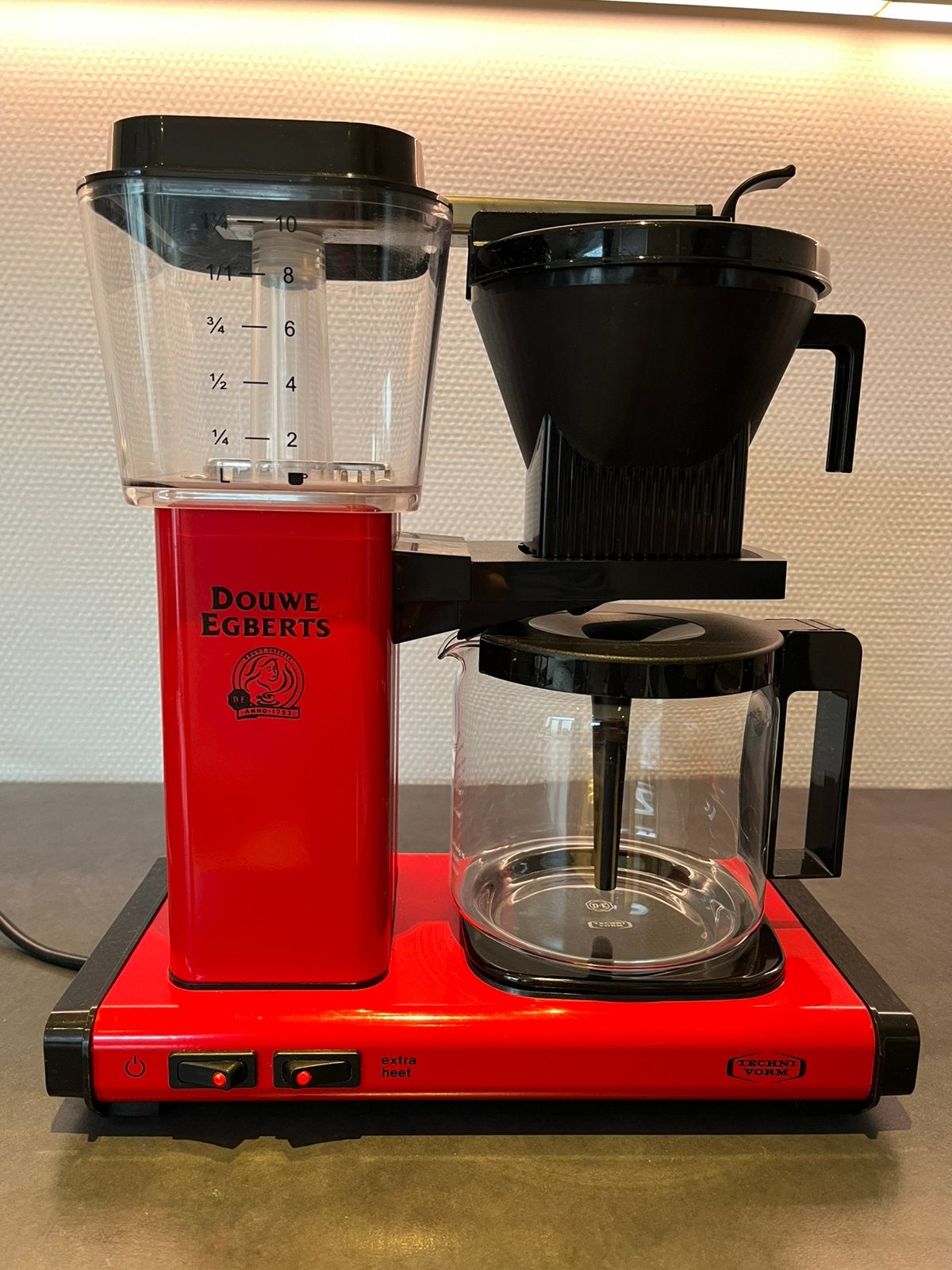 Douwe Egberts koffiezetapparaat - Rood, Gebruikt, Koffiemachine, Gemalen koffie, Ophalen of Verzenden