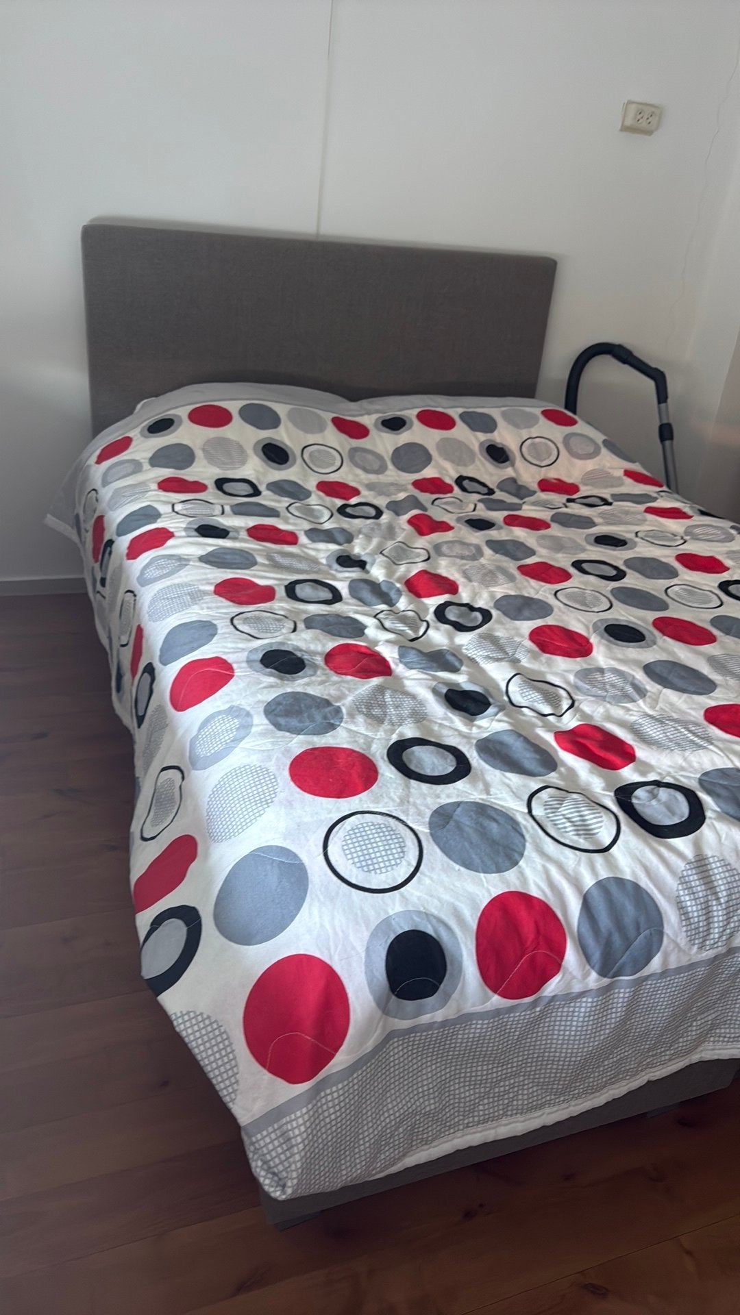 Grijze boxspring te koop!! Moet met spoed weg., Ophalen, Tweepersoons, Zo goed als nieuw, 160 cm