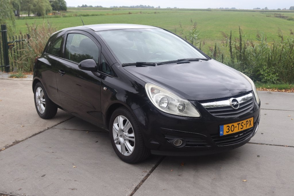 Opel Corsa 1.2 16V 3D WR 2007 Zwart, Auto's, Opel, Voorwielaandrijving, 450 kg, 40 €/maand, 4 cilinders
