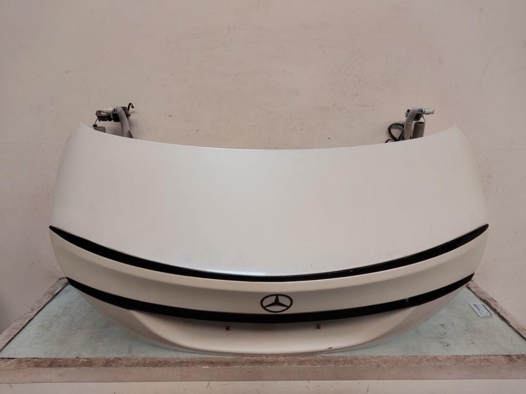 Achterklep Mercedes-Benz C (W205) 2016 A2057502400, Gebruikt, Mercedes-Benz AG, Mercedes-Benz, Mercedesstraße 120, Stuttgart 70372, , Duitsland