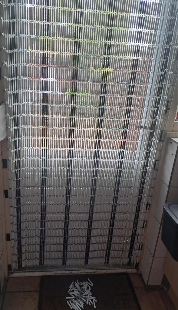 Sun-Arts Vliegen gordijn+zak reserve stukken zwart witgrijs, Ophalen of Verzenden, Zo goed als nieuw, Overige typen, Minder dan 200 cm