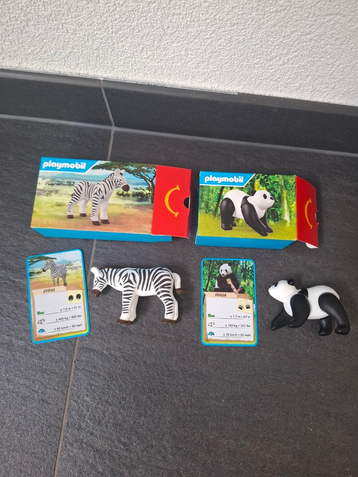 Playmobil Zebra en Panda figuren met kaarten, Kinderen en Baby's, Ophalen of Verzenden, Zo goed als nieuw, Jongen of Meisje