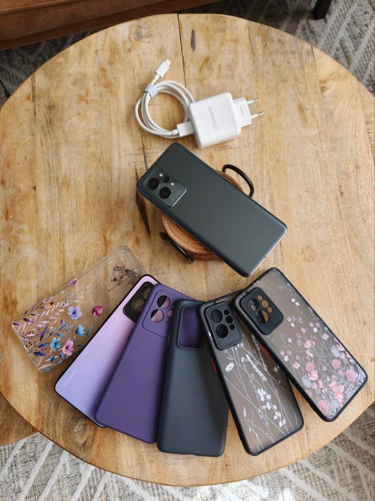 Realme GT 2 Pro 256GB met 6 hoesjes en oplader, Overige modellen, Ophalen of Verzenden, Zo goed als nieuw, Zonder simlock