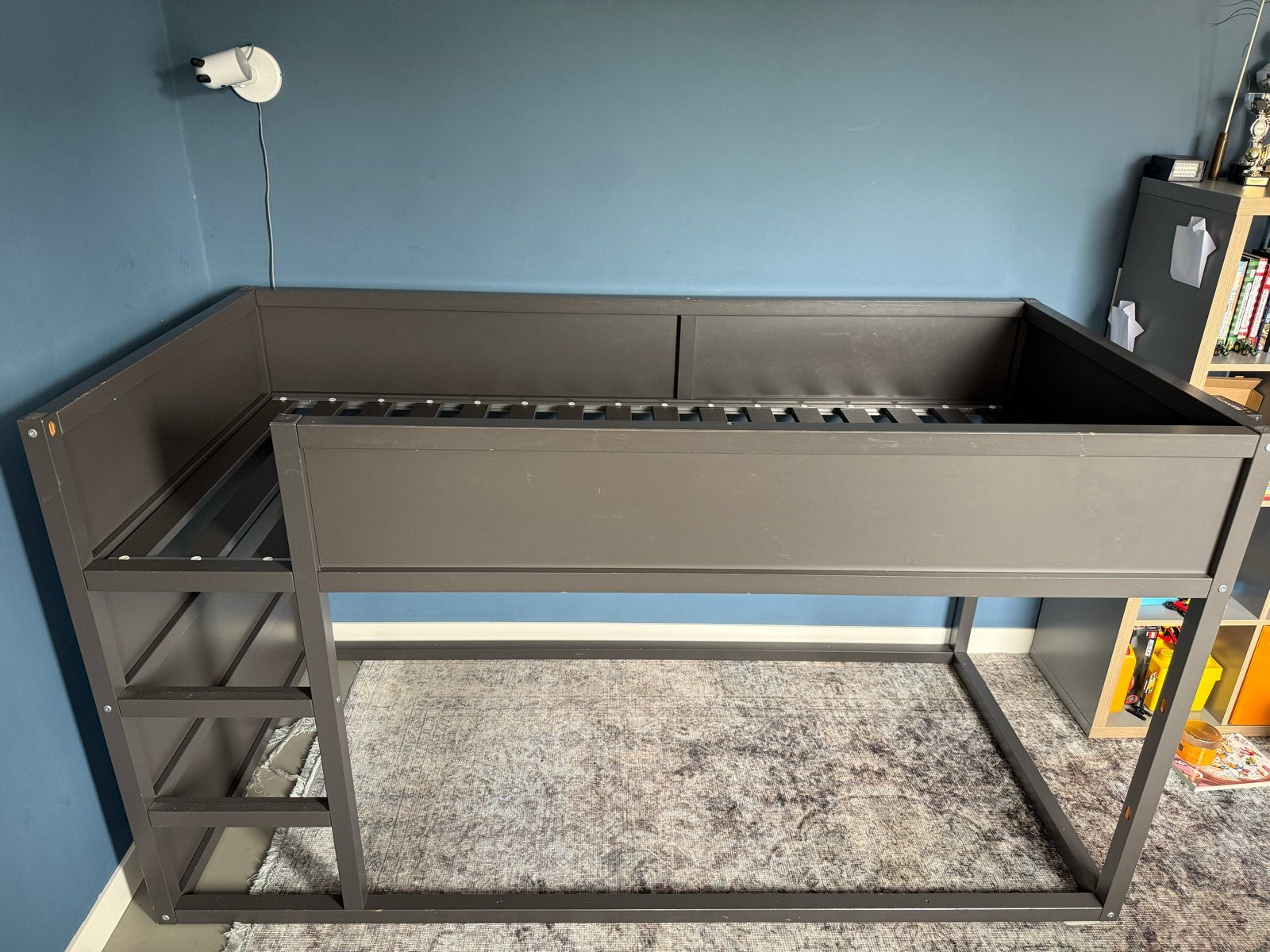 IKEA Kura omkeerbaar bed donkergrijs met lattenbodem, Ophalen, 85 tot 100 cm, Gebruikt, Hoogslaper of Stapelbed