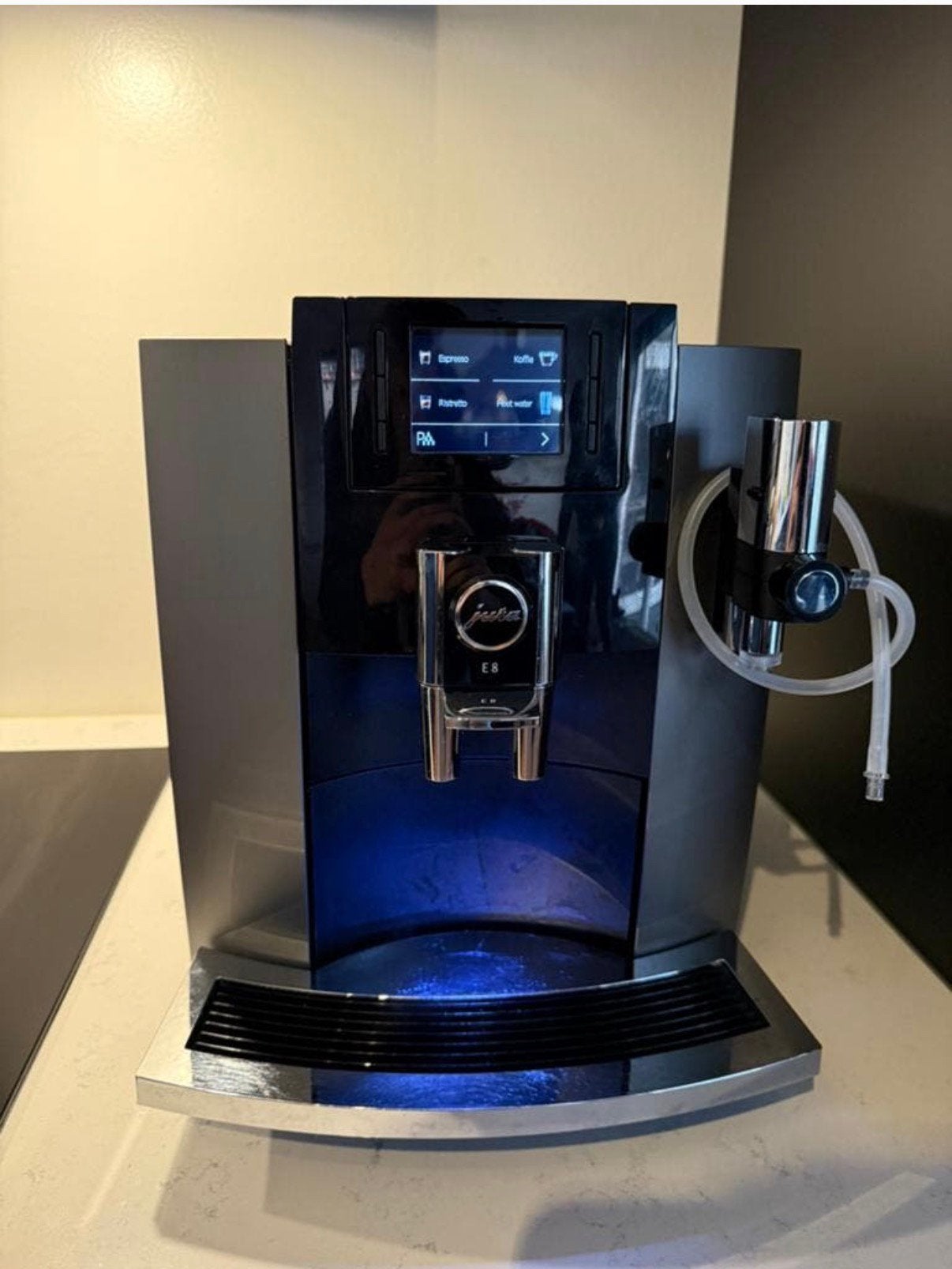 Nette Jura E8 Dark Inox, Refurbished, Ophalen of Verzenden, Afneembaar waterreservoir, Gemalen koffie