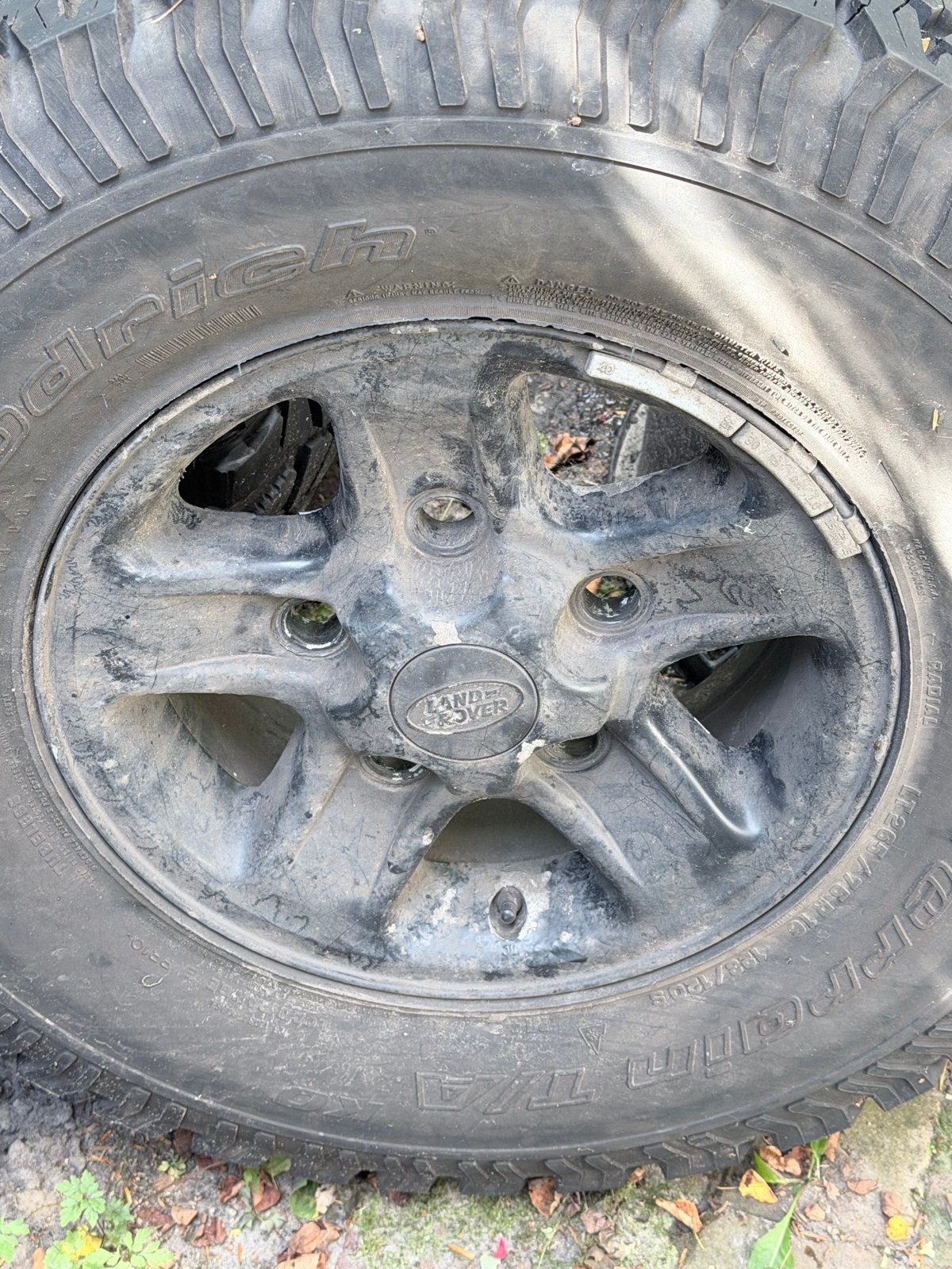 9x Defender Velgen (5x zwart, 4x grijs) - Opknappers, Ophalen, Gebruikt, Velg(en), Terreinwagen