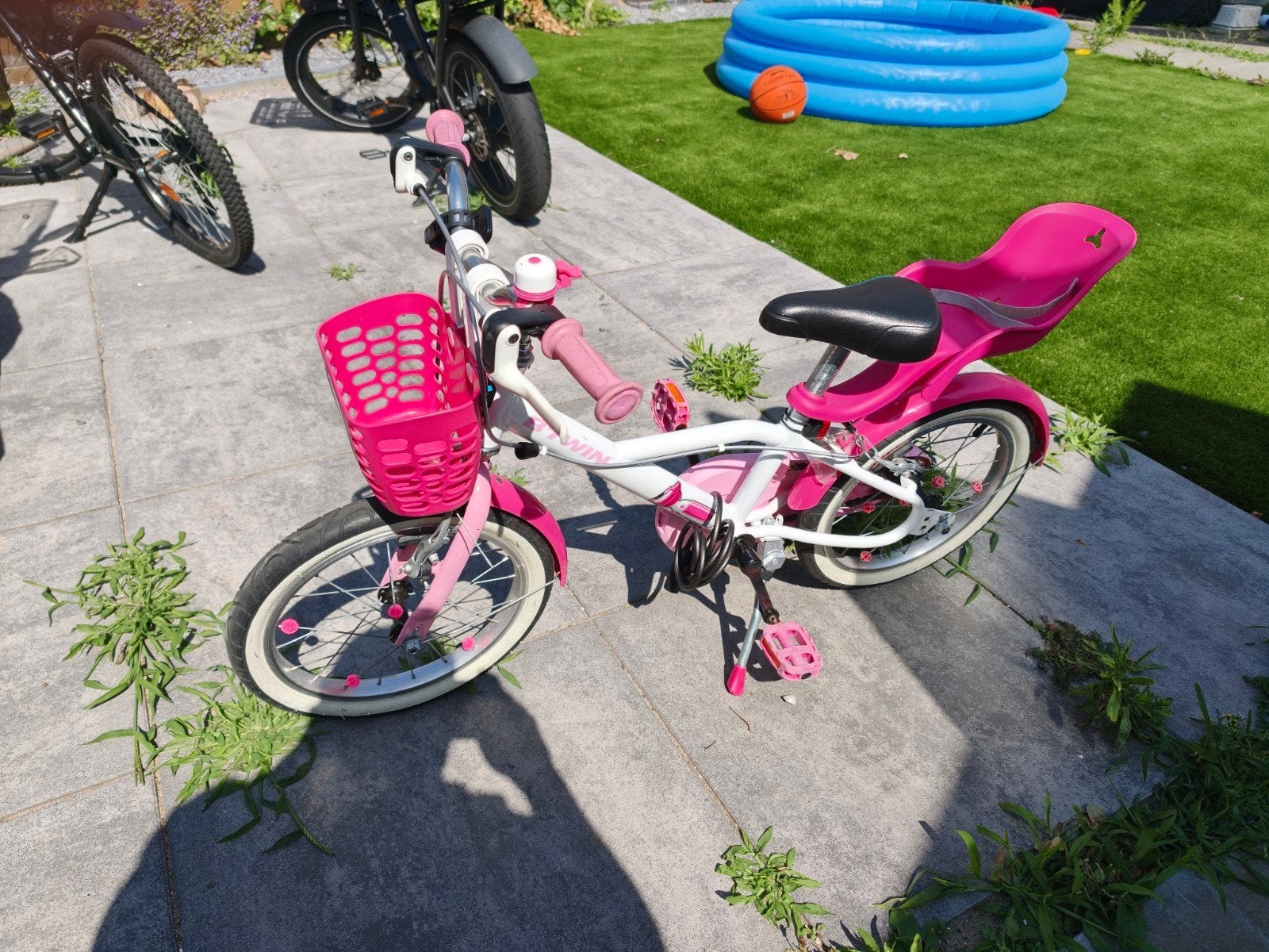 Btwin 16 inch meisjes fiets 4 tot 6 jaar, Ophalen, Gebruikt