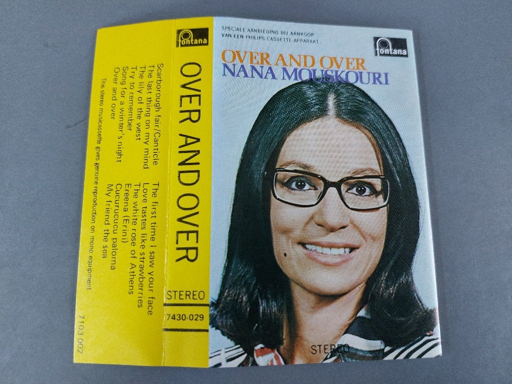 NANA MOUSKOURI - OVER AND OVER (MC), 1 bandje, Ophalen of Verzenden, Zo goed als nieuw, Origineel