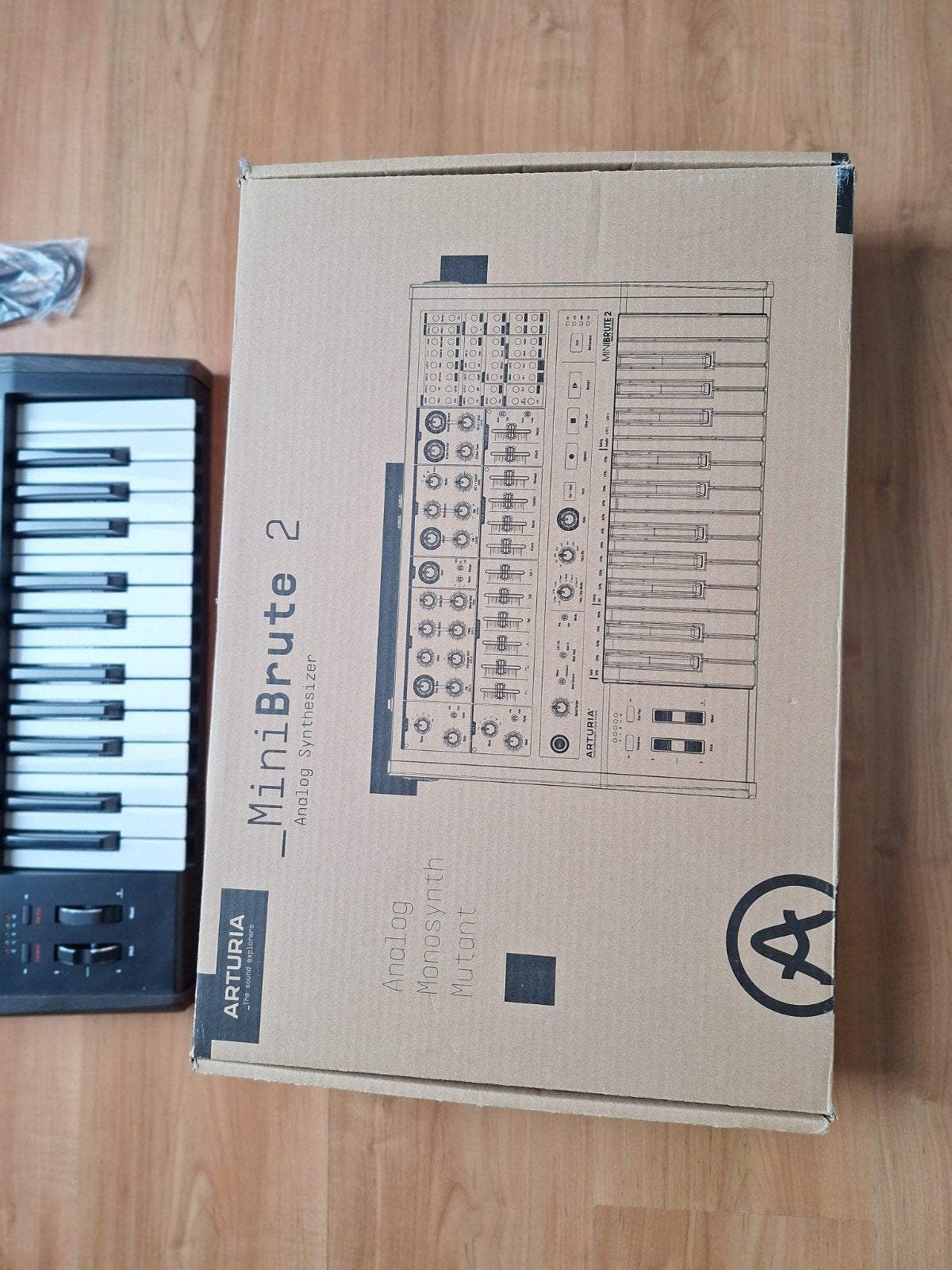 Arturia Minibrute 2 Noir, Ophalen of Verzenden, Zo goed als nieuw, Overige aantallen, Overige merken