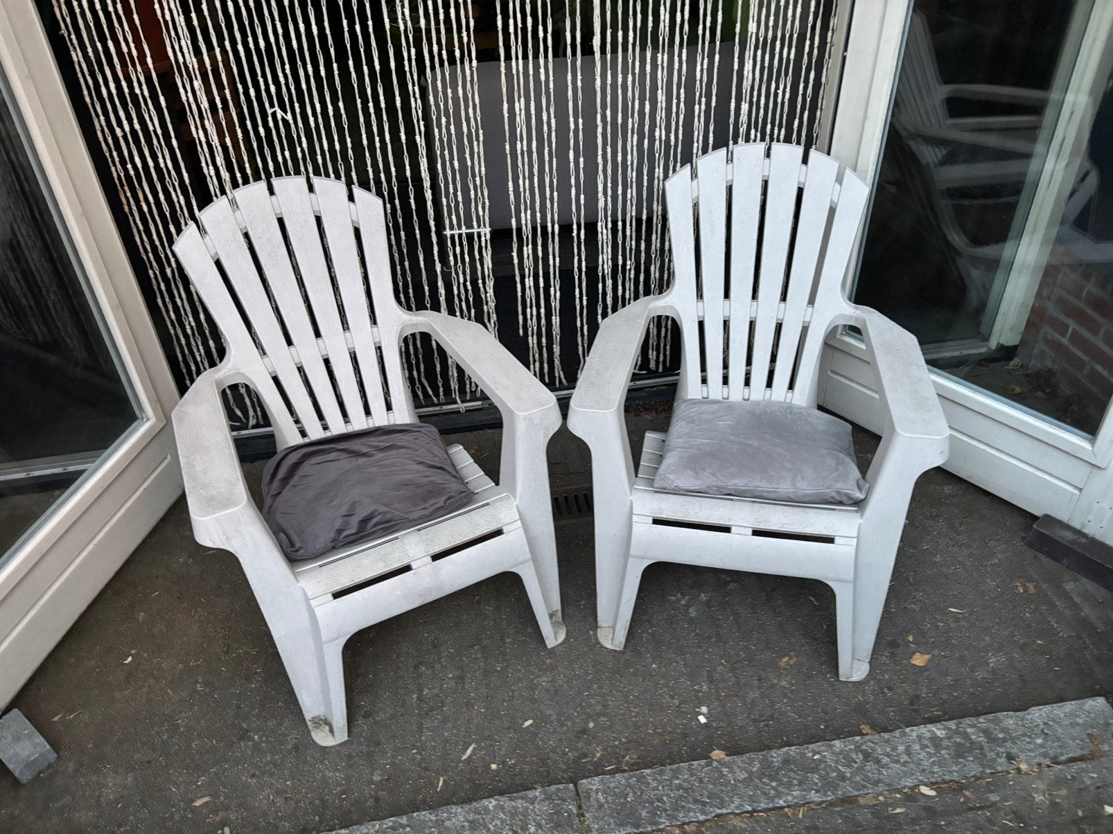 Twee lounge chairs, Ophalen of Verzenden, Zo goed als nieuw, Kunststof