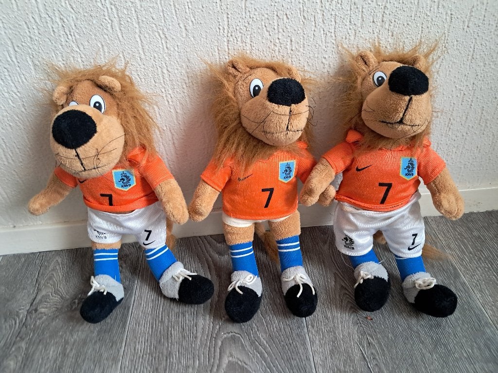 3 Dutchy's (Mascotte KNVB, voetbal), Maat XS of kleiner, Ophalen of Verzenden, Gebruikt, Overige typen