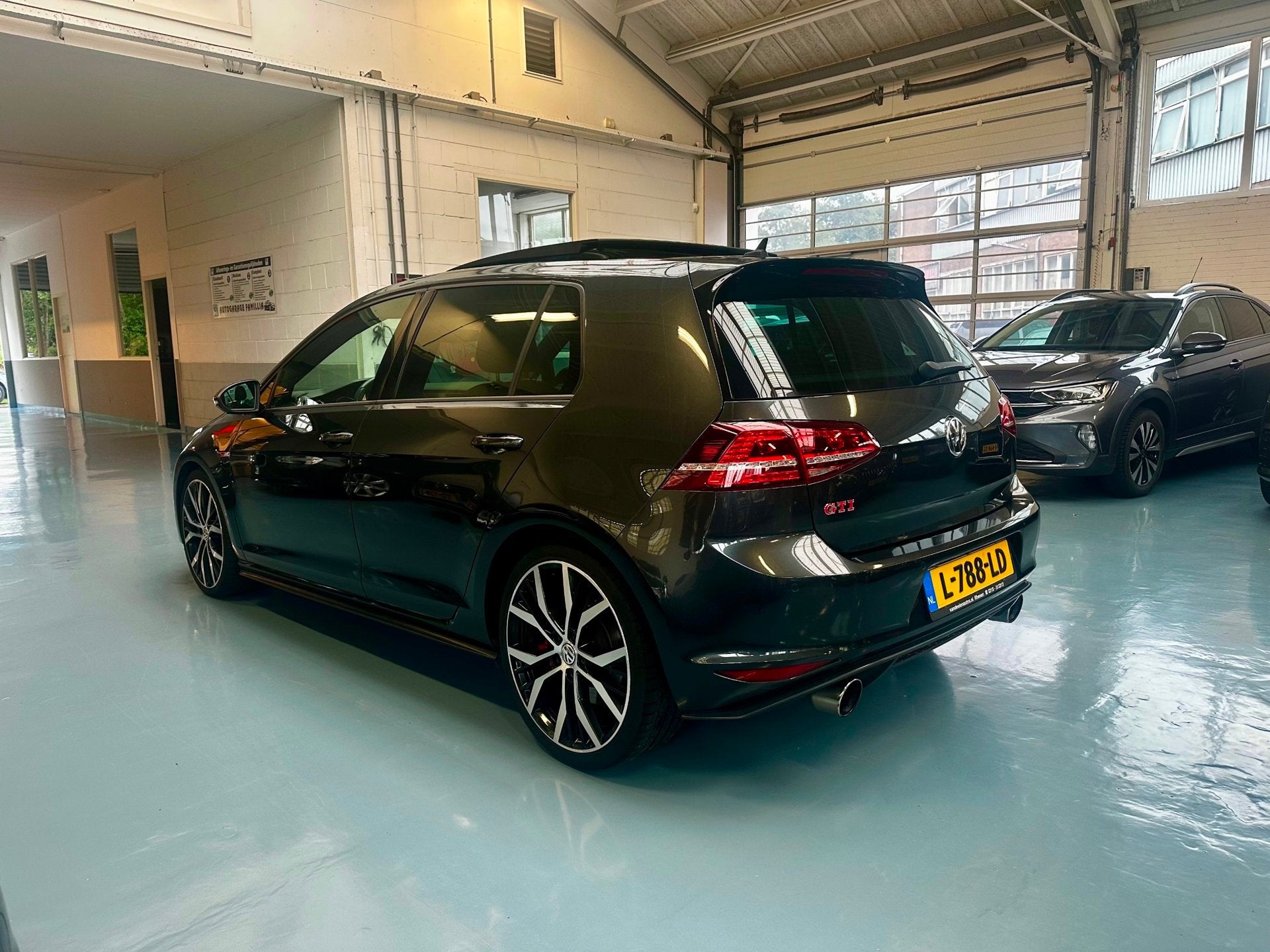 Volkswagen Golf 2.0 TSI GTI Performance, Gebruikt, Euro 6, 4 cilinders, 1984 cc