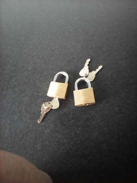 Set van 2 Abus hangsloten, model 65/40., Ophalen of Verzenden, Nieuw, Koper of Messing, Slot