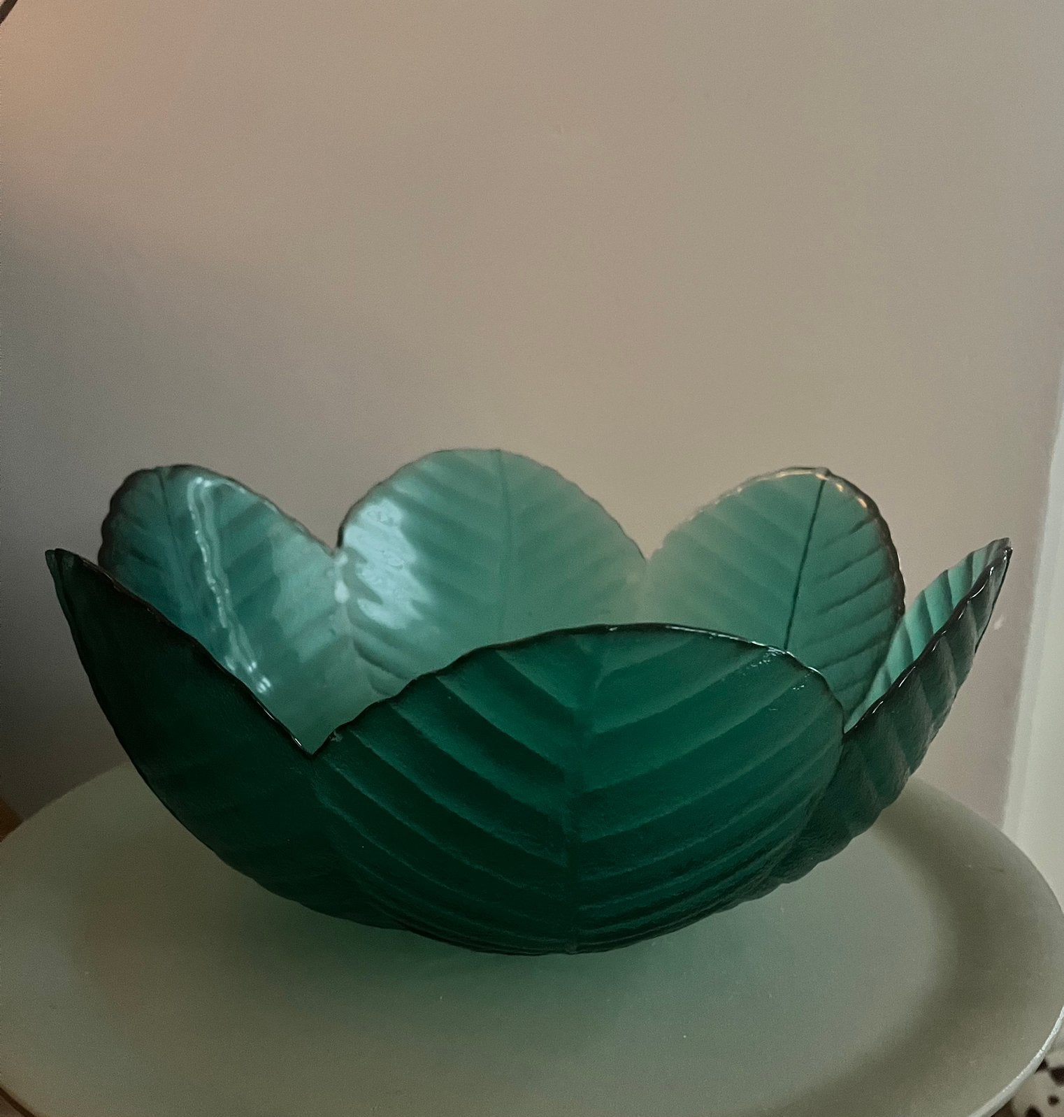 Vintage Groene Bladvormige Glazen Schaal, Ophalen, Schaal, Rond, Glas