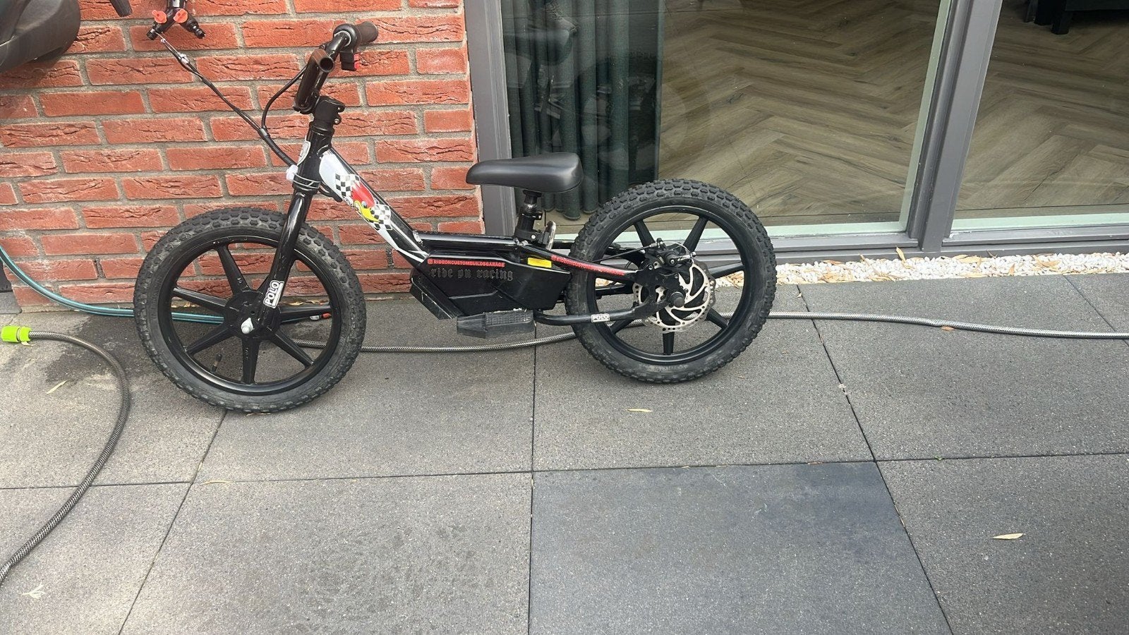 polovolt te koop met 2 accu's, Fietsen en Brommers, Gebruikt, Ophalen of Verzenden, Minder dan 16 inch, Polovolt