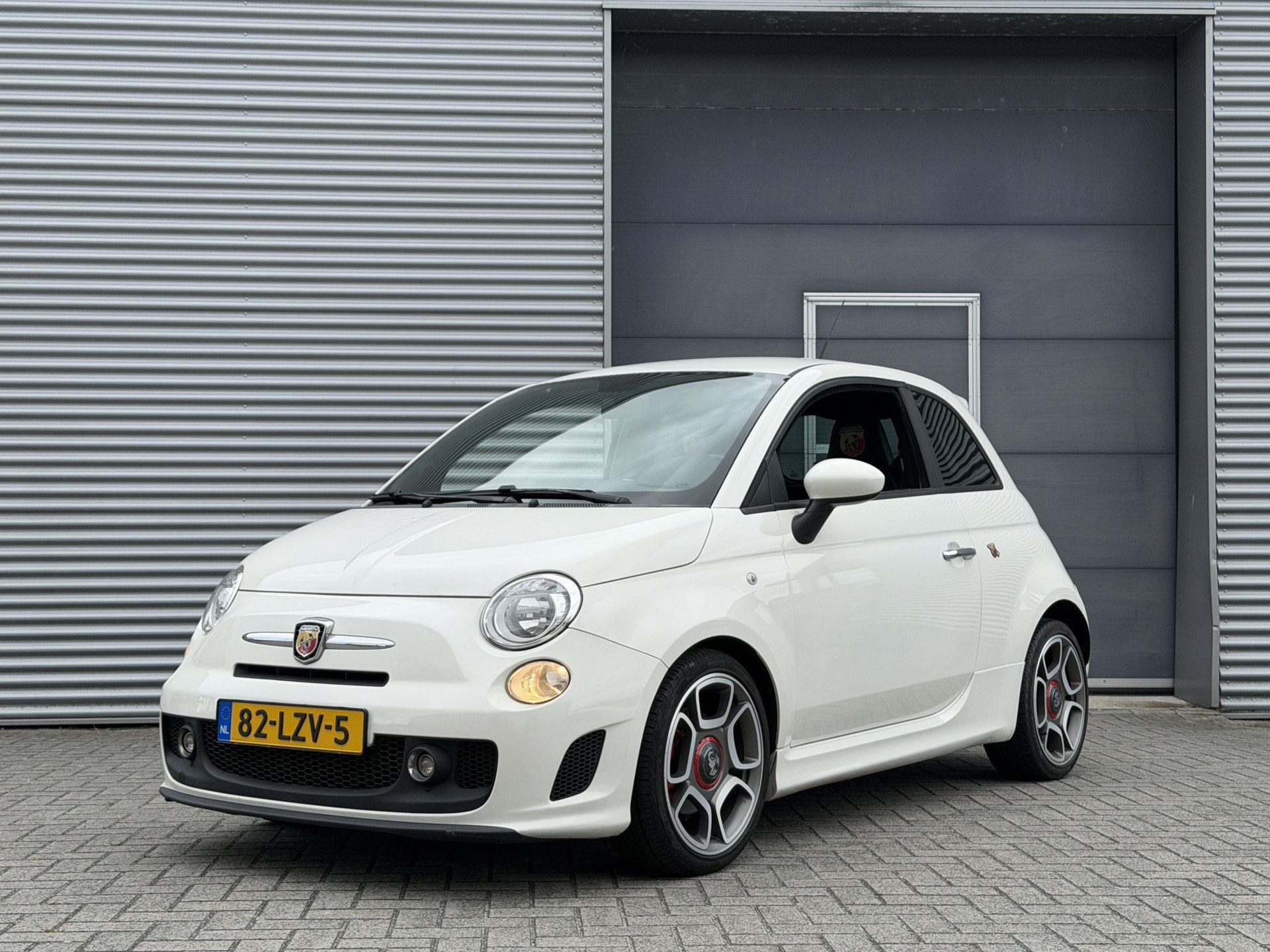 Fiat 500 1.4-16V Abarth I 135 PK I Airco I Leder (bj 2010), Auto's, Voorwielaandrijving, Euro 5, Zwart, 4 cilinders