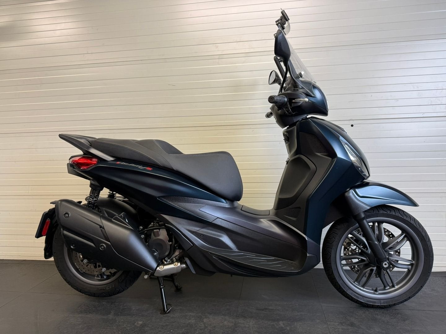 Piaggio Beverly 400 S HPE | Windscherm | Topstaat, Scooter, Onbekend, 399 cc, Onbekend
