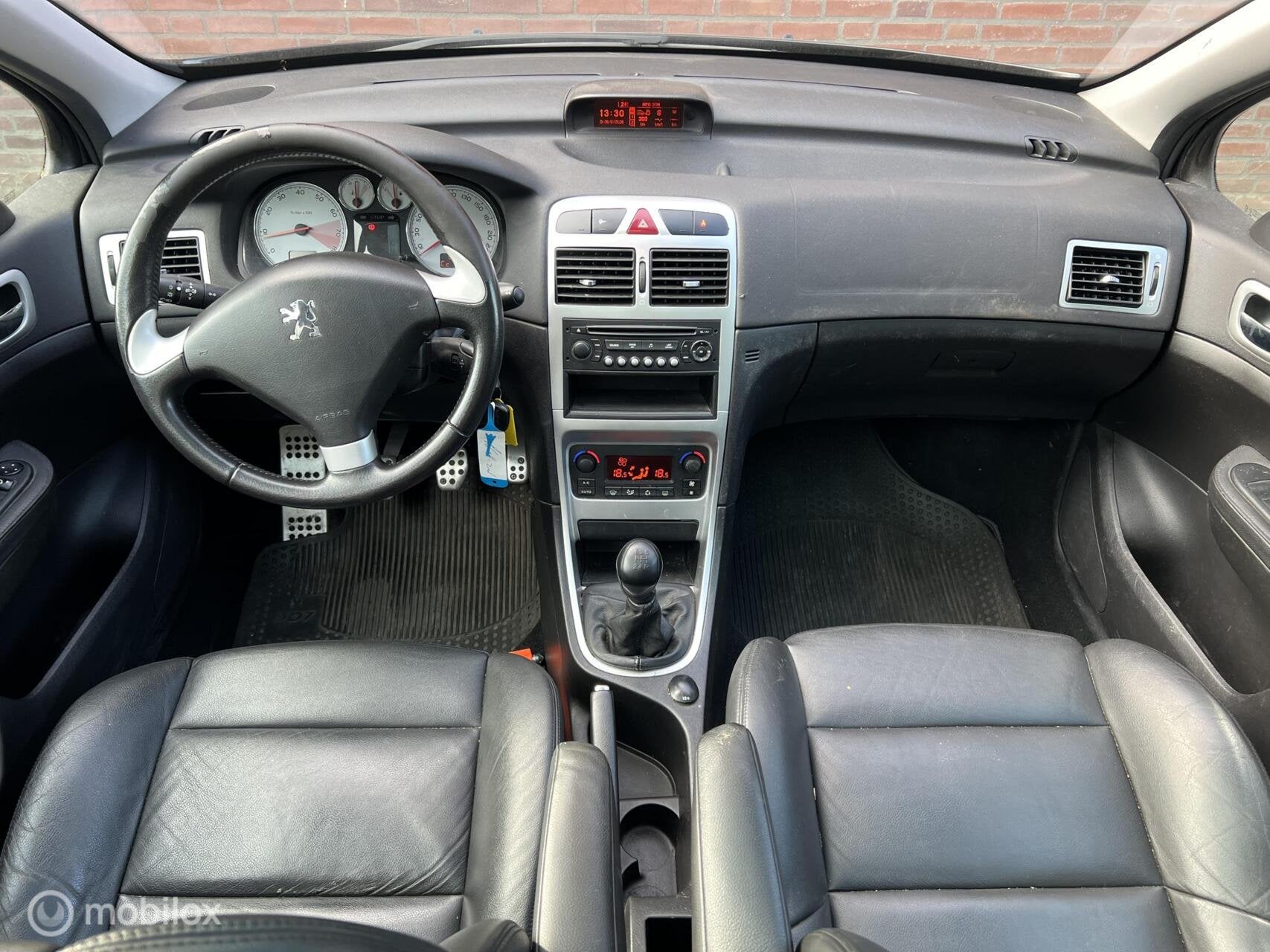Peugeot 307 SW 1.6-16V Pack |6 persoons|Panoramadak |Nap, Gebruikt, 4 cilinders, 715 kg, Zwart