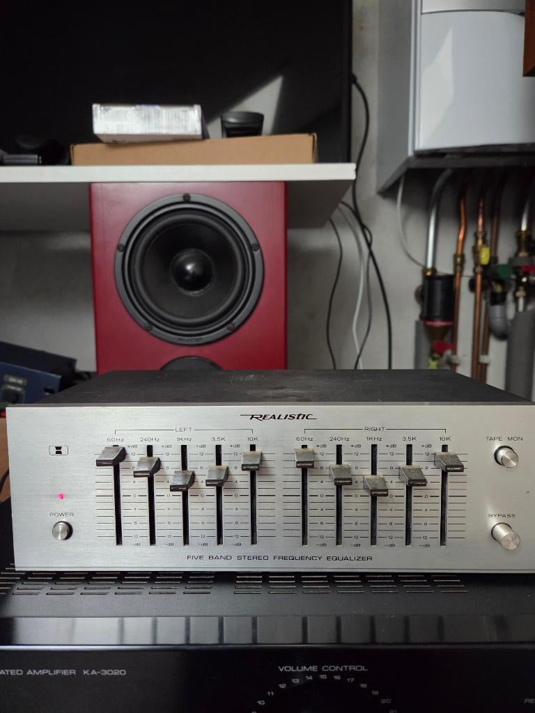 Realistic Equalizer 31-1988 met originele handleiding., Ophalen of Verzenden, Zo goed als nieuw, Audio