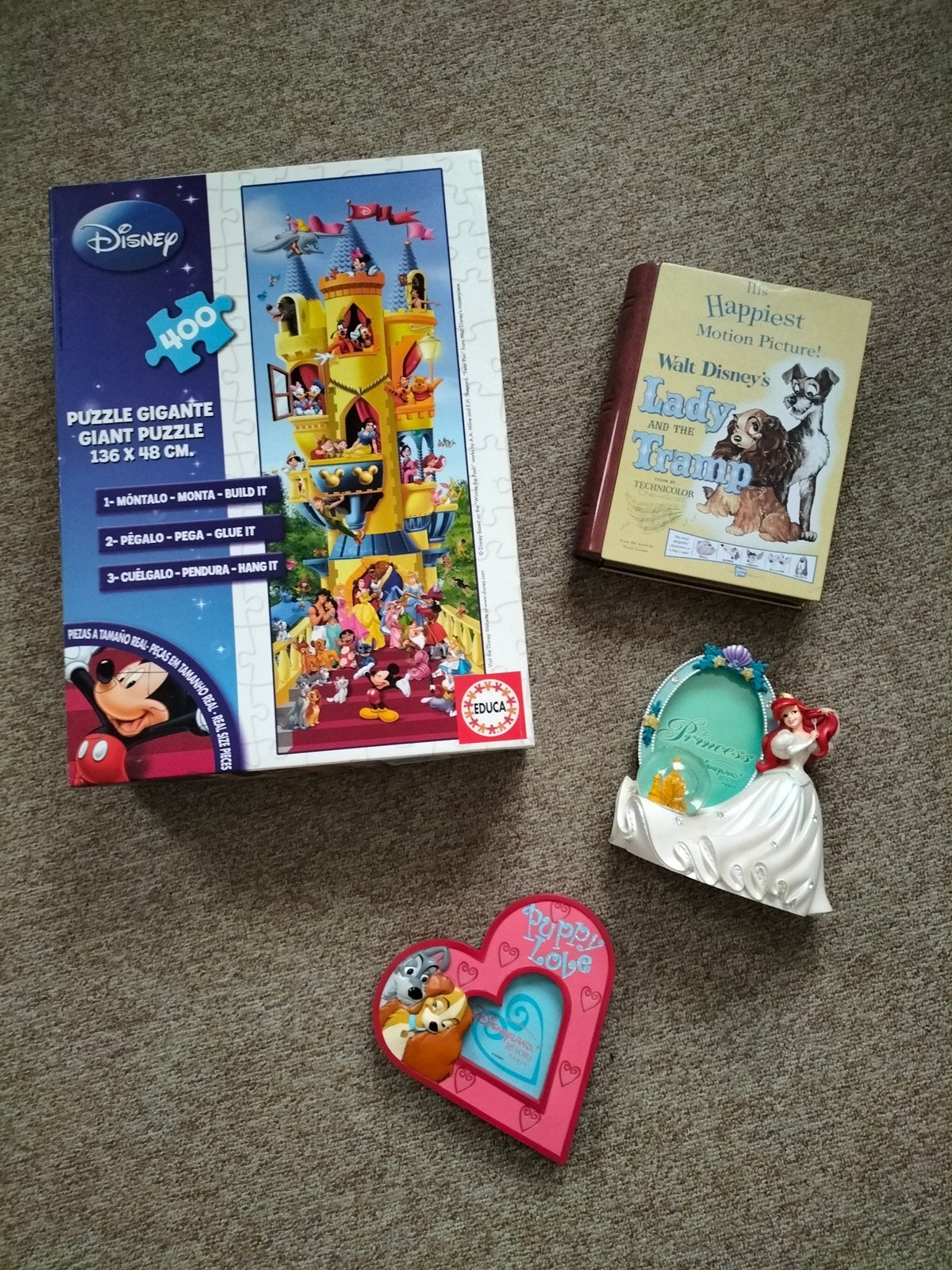 Heel veel Disney o.a: knuffels,boekjes,dvd’s,kussen en meer, Ophalen of Verzenden, Overige figuren, Zo goed als nieuw, Overige typen