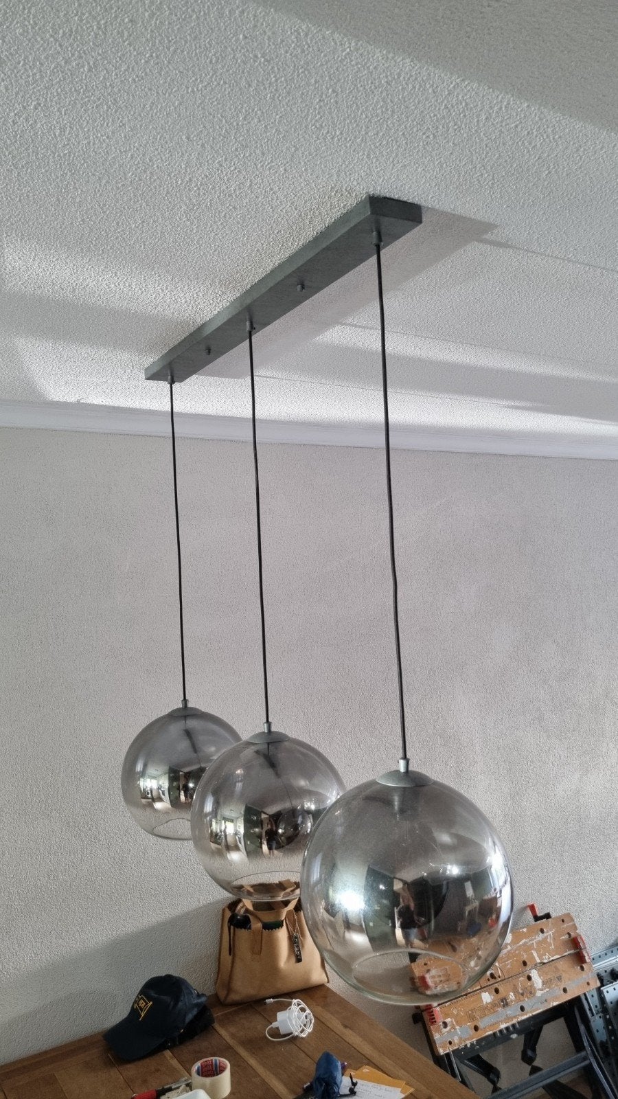 Hanglamp met 3 rookglazen bollen, Huis en Inrichting, Ophalen, Gebruikt, Glas