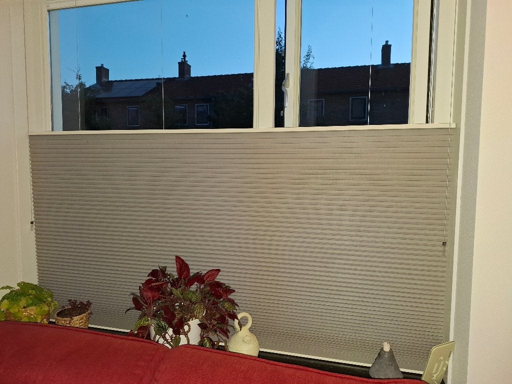 Luxaflex Duette shades 32mm, 1971mm br * 1750 mm h, Ophalen, Koordbediening, Beige, 197 cm