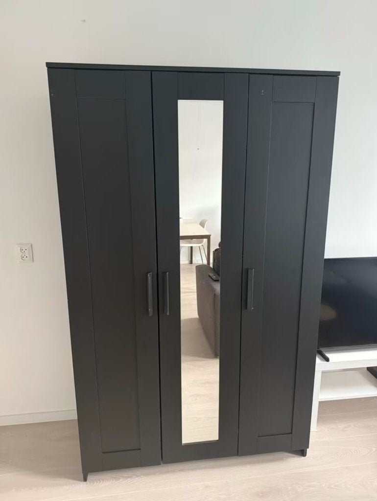 Brimnes Kledingkast 3 deurs spiegel wardrobe Ikea zwart, Ophalen, 100 tot 150 cm, Zo goed als nieuw, 150 tot 200 cm