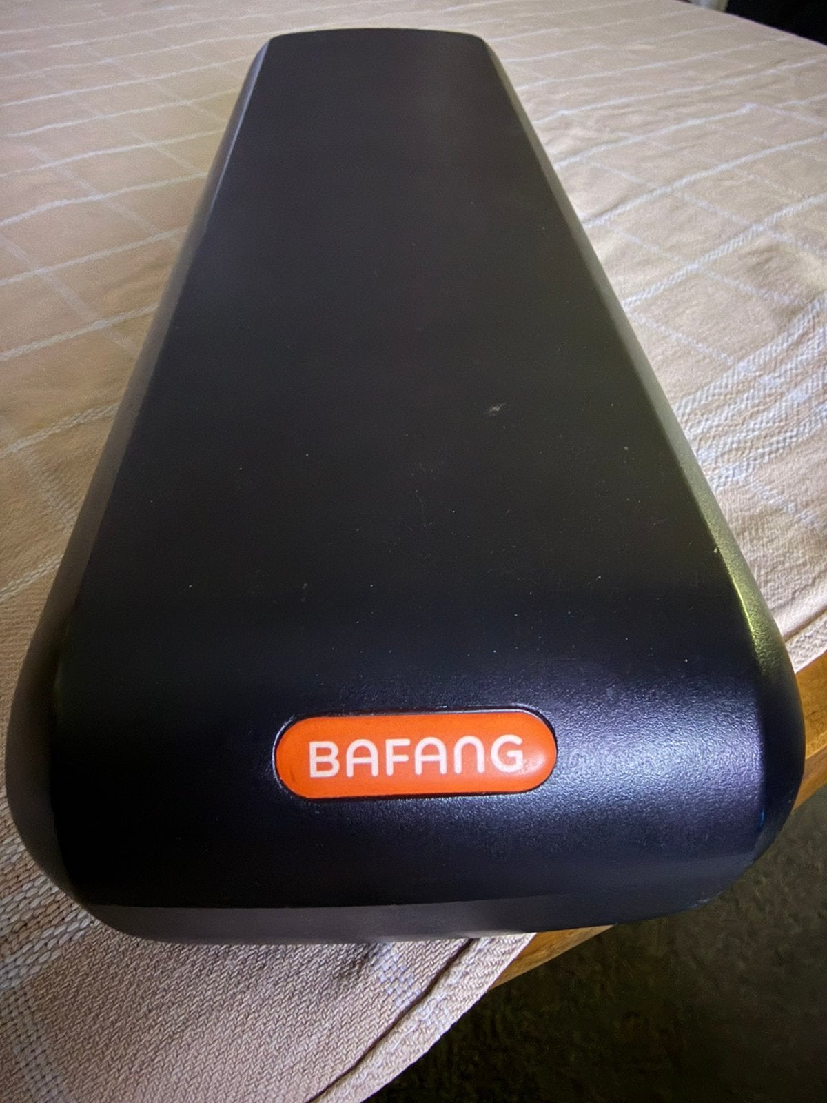Te koop bafang accu met lader, Ophalen, Zo goed als nieuw