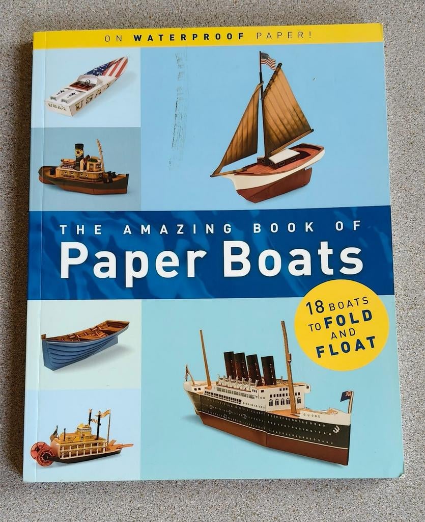 Bouwplaat om boot en een kerk in elkaar te knutselen, Ophalen of Verzenden, Nieuw, Gebouwen
