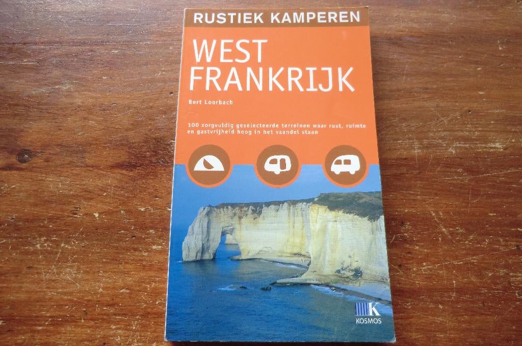 reisgids - West Frankrijk - rustiek kamperen (2008) / Rouen, Boeken, Europa, Ophalen of Verzenden, Reisgids of -boek, Gelezen