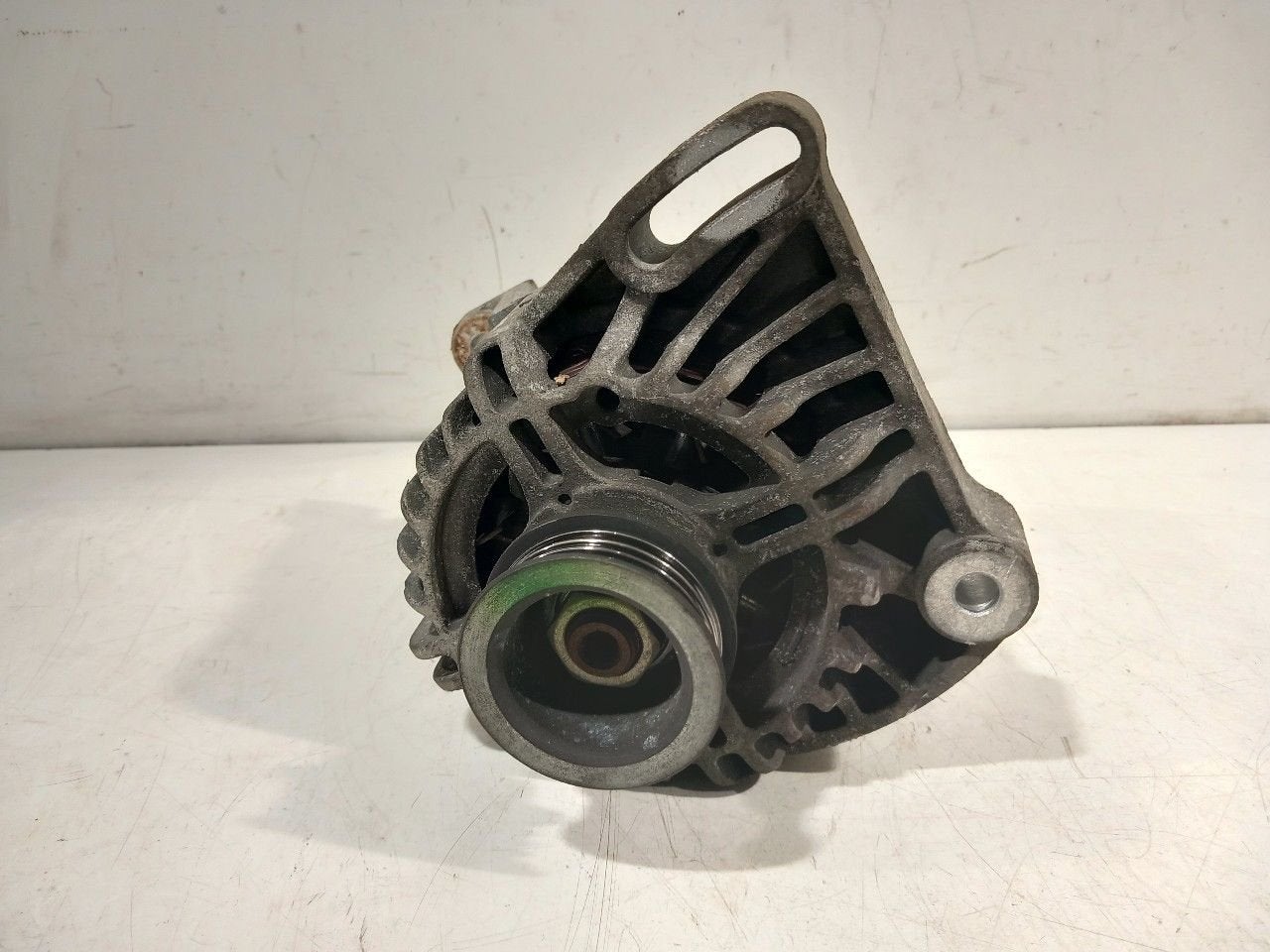 Dynamo Ford Ka, Onderdelen@venauto.nl, Van der Ven Autorecycling B.V., Gebruikt, Ettenseweg 76, 4706 PB Roosendaal, The Netherlands