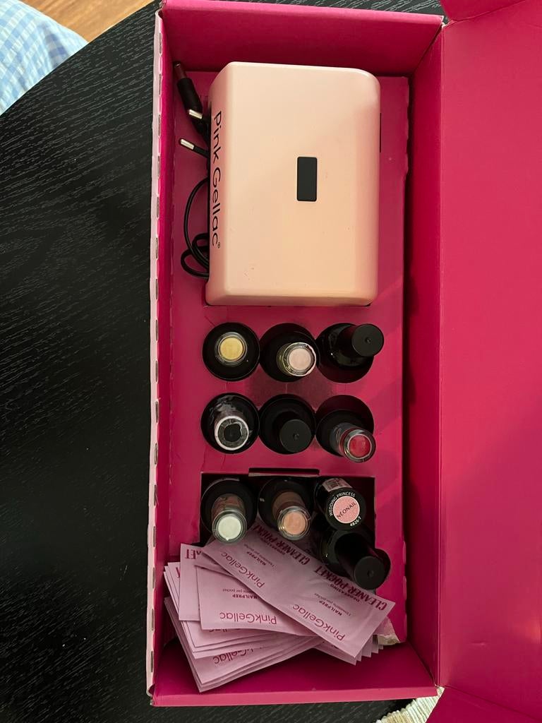 Pink Gellac Set met 8 lakjes, 1 BIAB en nailprep doekjes, Ophalen of Verzenden, Zo goed als nieuw, Toebehoren, Handen en Nagels