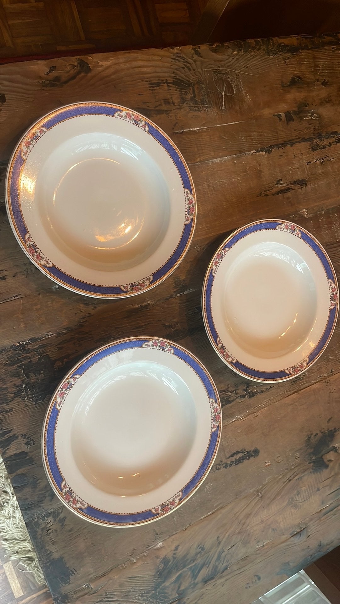 Wedgwood borden antiek Astor, Verzenden