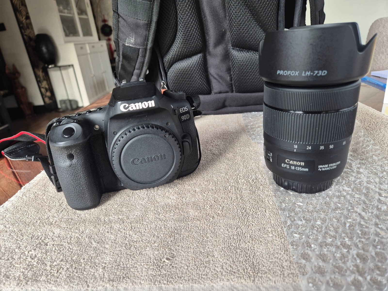 Canon EOS 90D Semi-Pro met 18-135mm Nano USM lens, Spiegelreflex, Canon, 32 megapixels, Ophalen of Verzenden