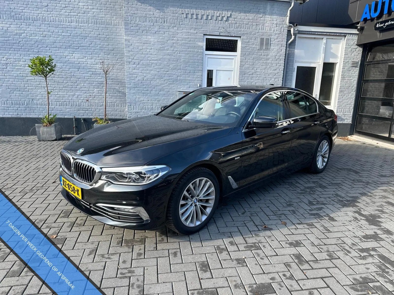 BMW 5-serie 530i | STUURVERWARMING | 360 gr CAMERA | KEYLESS, Automaat, 1998 cc, Achterwielaandrijving, Gebruikt