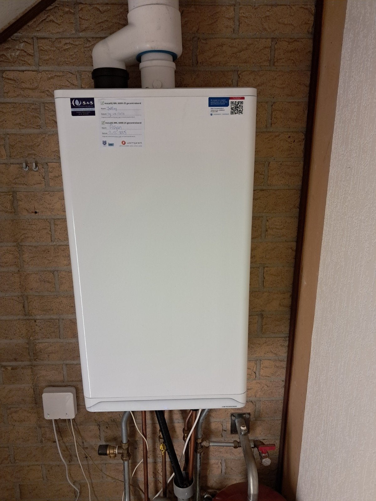 Intergas Extreme 36 combi, aanschaf aug 2019, Doe-het-zelf en Verbouw, Ophalen, Gebruikt, Hoog rendement (Hr), Cv-ketel of Combi-ketel