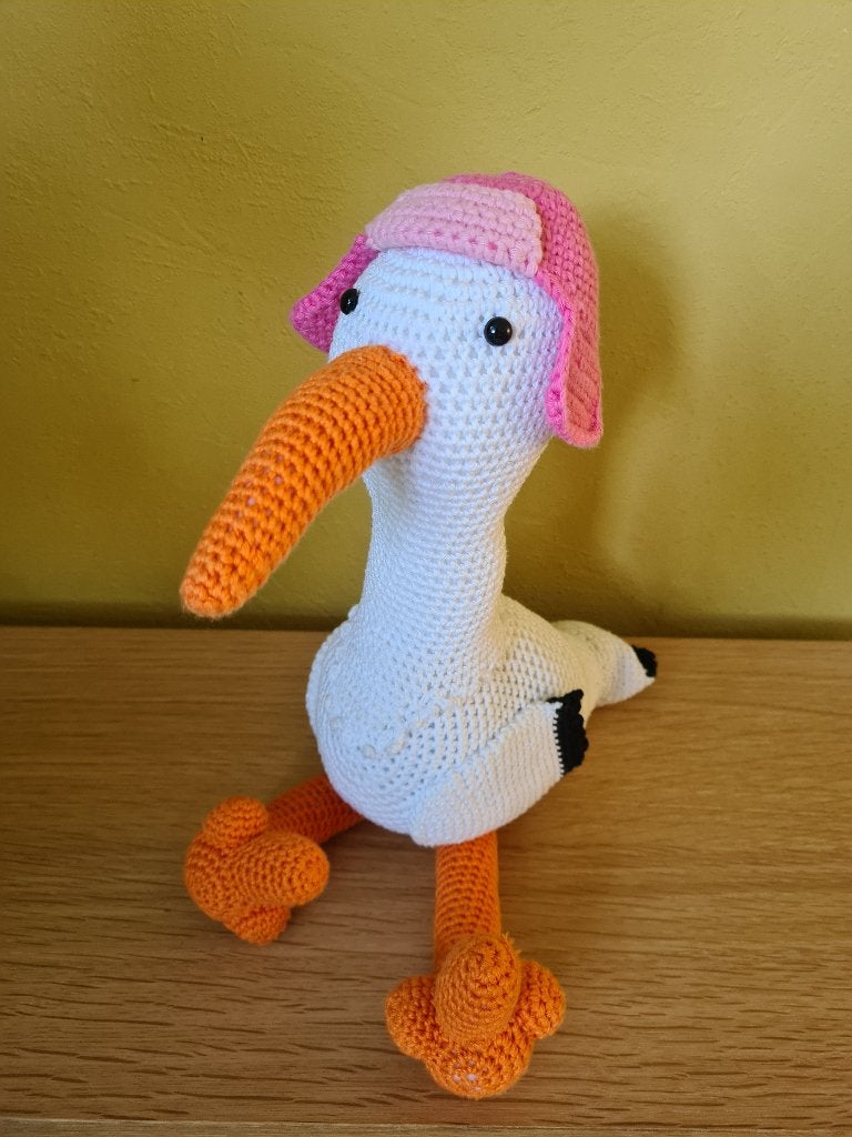 Handgemaakte gehaakte ooievaar JO's creaties - kraamcadeau, Overige merken, Overige karakters, Ophalen of Verzenden, Zo goed als nieuw