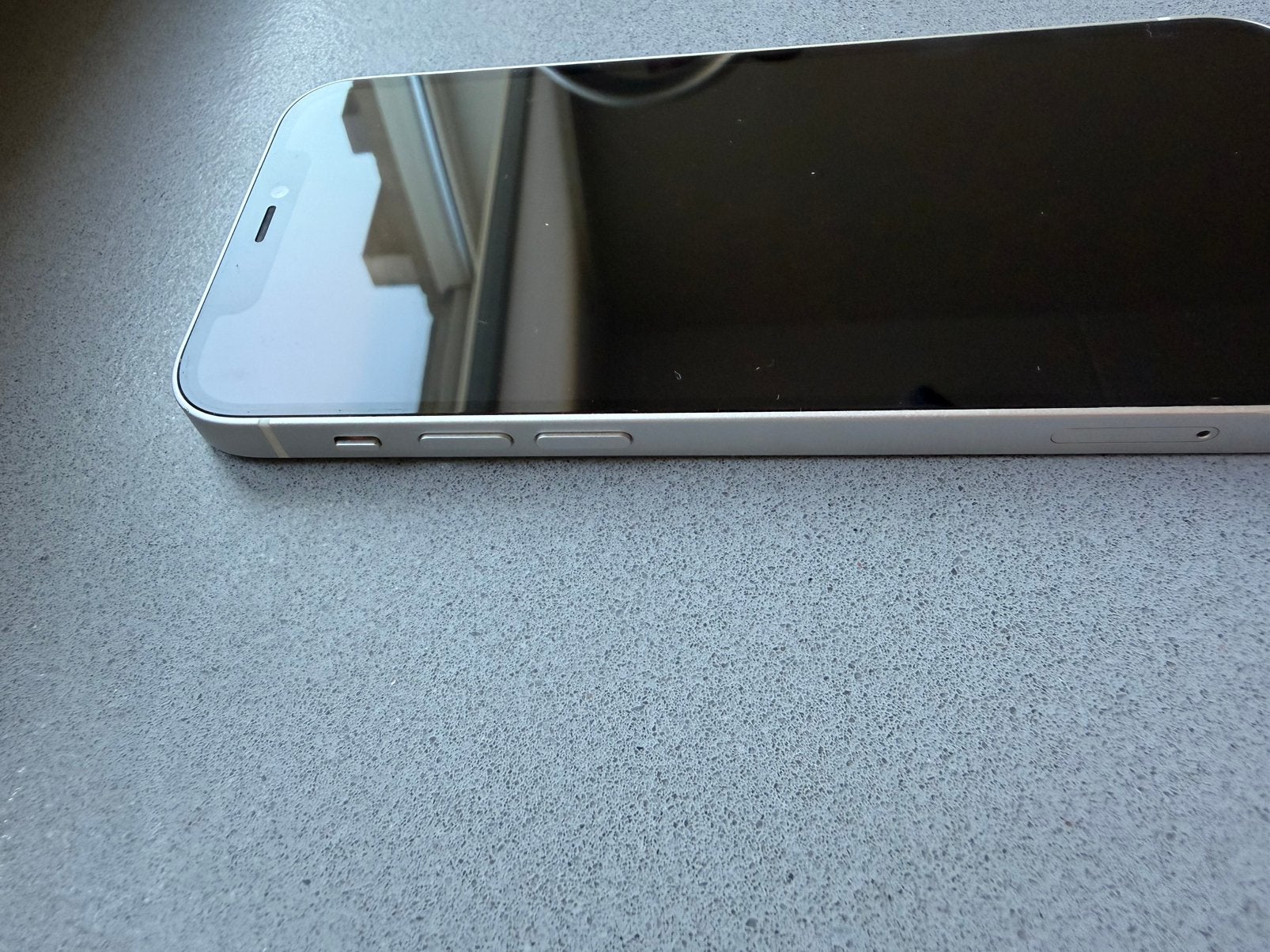 Foto 6 van Iphone 12 | 128 GB