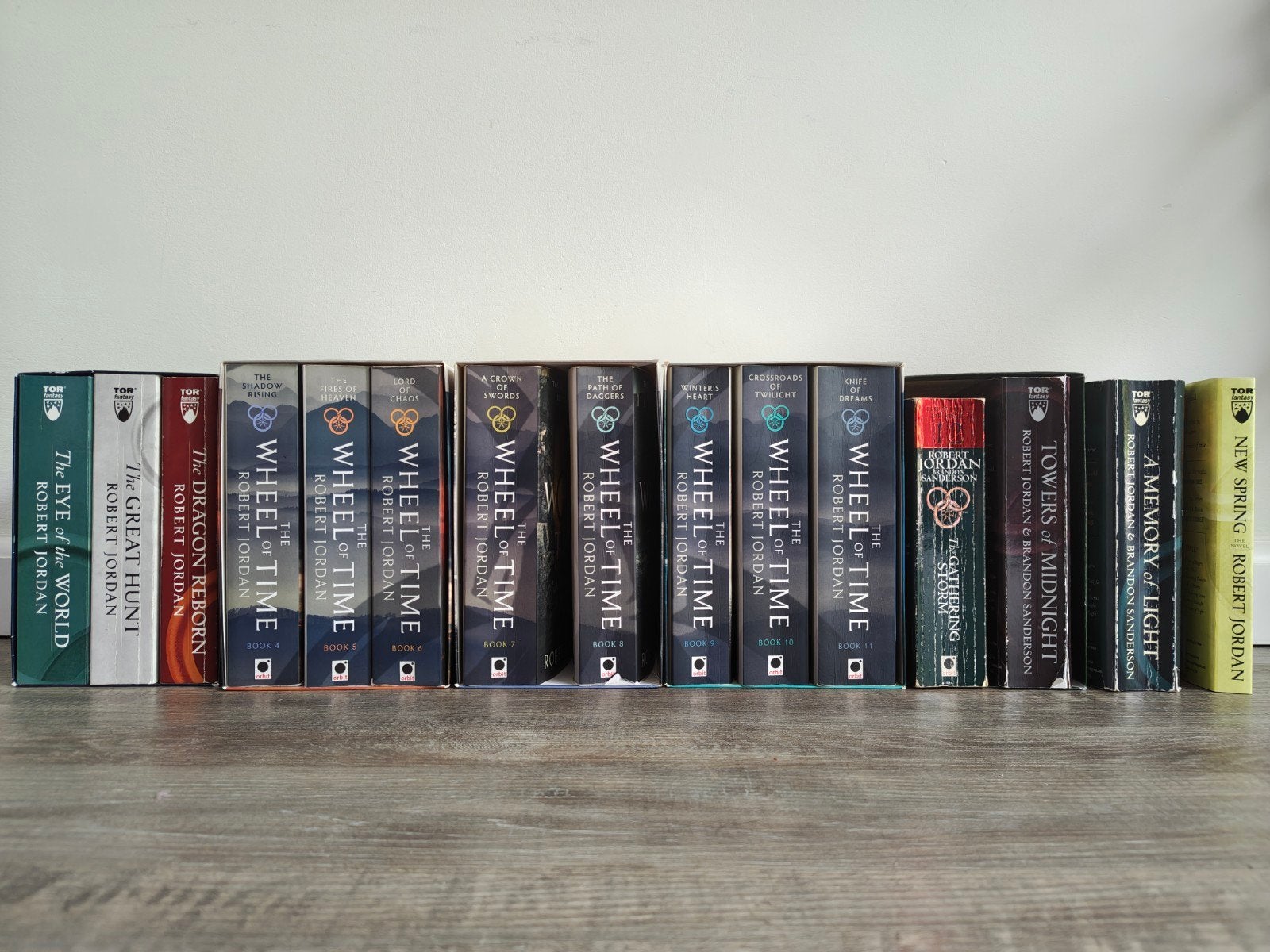 De Wheel of Time Serie - Robert Jordan (Complete Set), Boeken, Ophalen of Verzenden, Gelezen, Robert Jordan