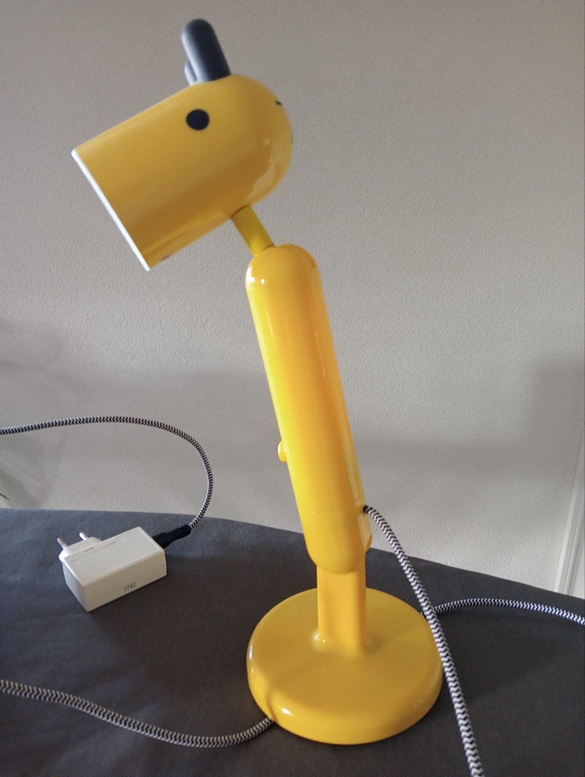 Gele bureaulamp/tafellamp, modern design, Ophalen, Bureaulamp, Zo goed als nieuw, Geel
