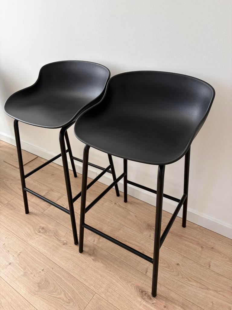 Normann Copenhagen Hyg Barkruk 65 cm - Black, 5 krukken of meer, Ophalen of Verzenden, Zo goed als nieuw, 60 tot 90 cm
