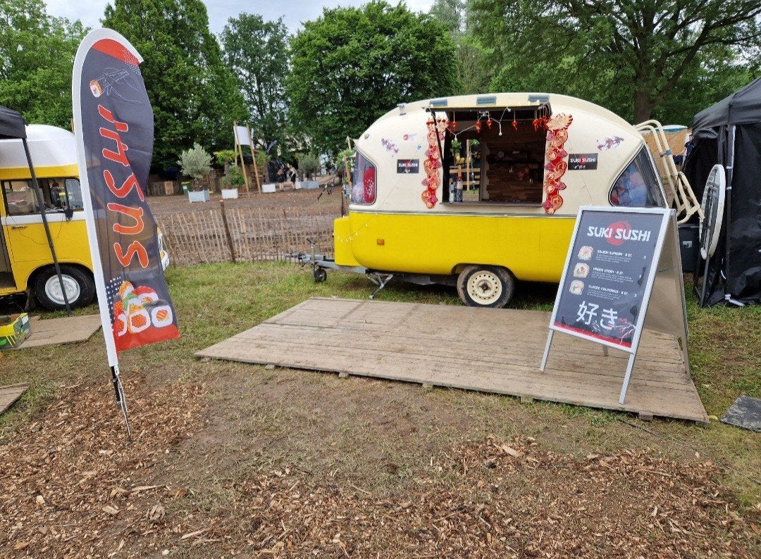 Unieke Retro Biod Foodtrailer - Sushi op Festivals