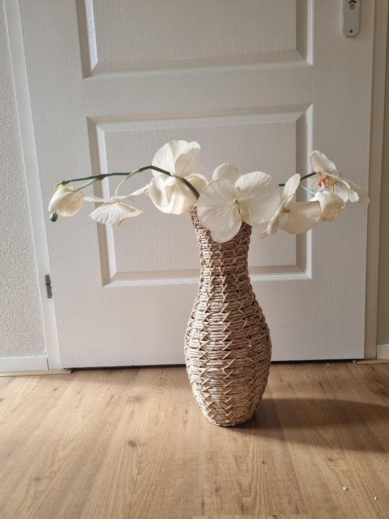 grote rieten vaas met kunstbloem, Ophalen, Gebruikt, 52 cm