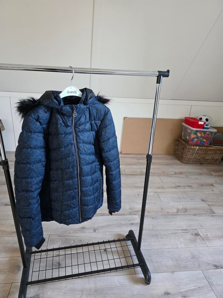 Wintersport jas Dare2B maat 40, Kleding | Dames, Wintersportkleding, Ophalen of Verzenden, Zo goed als nieuw, Maat 38/40 (M), Jack