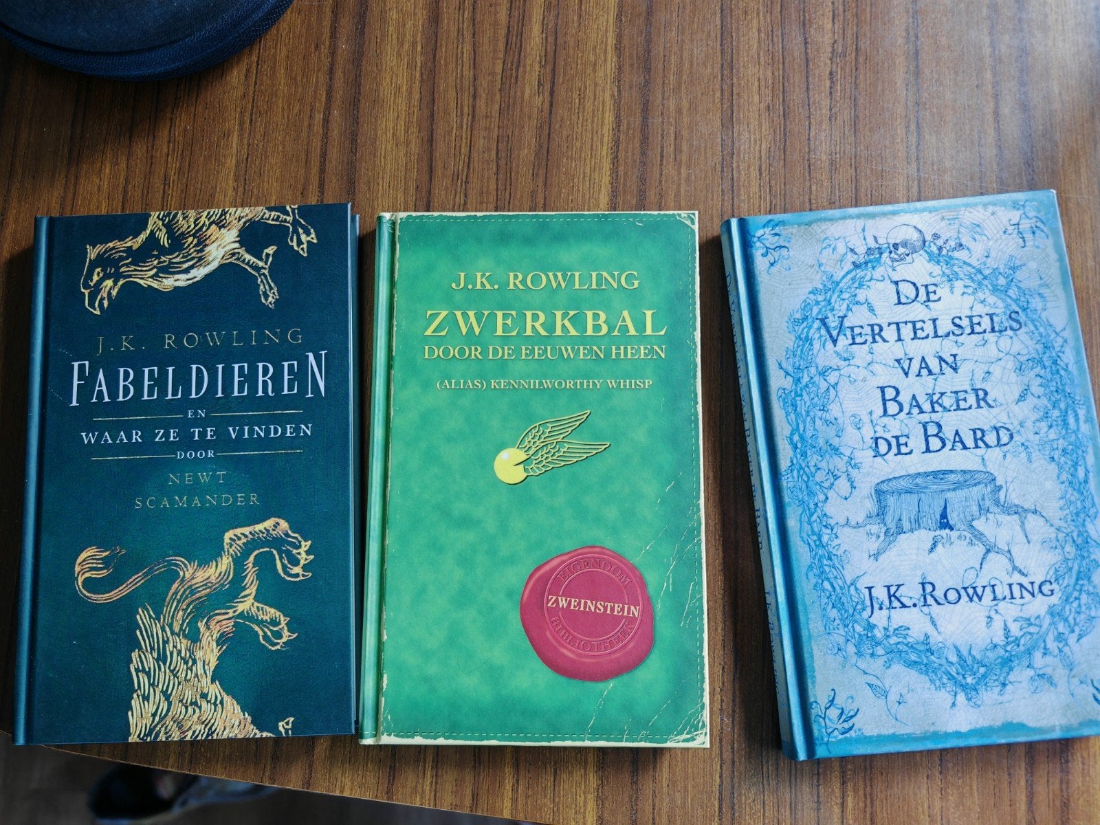 Harry Potter Boeken: Fabeldieren, Zwerkbal, Vertelsels, Verzamelen, Harry Potter, Ophalen of Verzenden, Zo goed als nieuw, Boek of Poster
